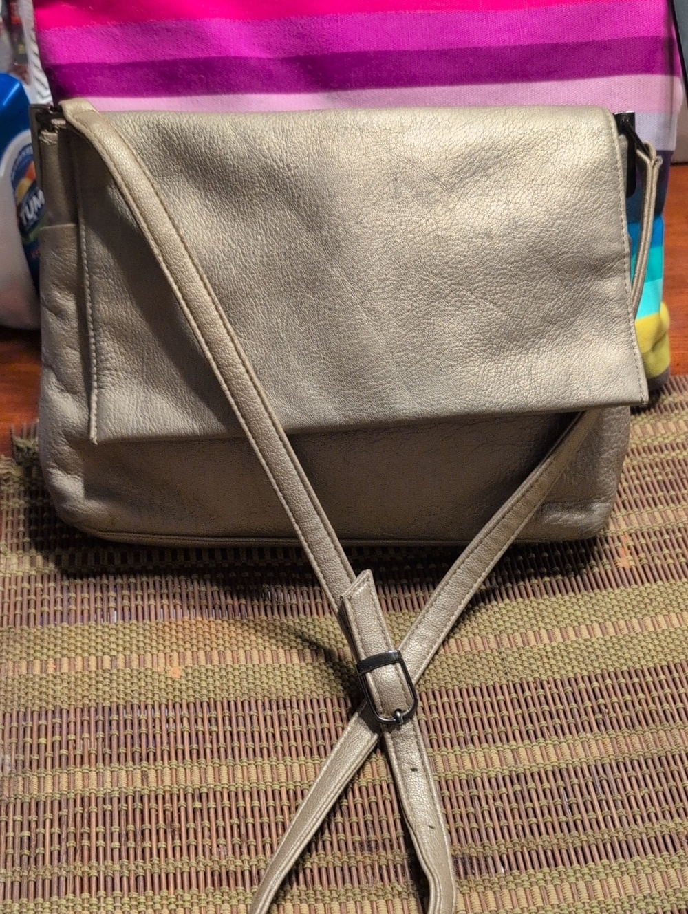 Vintage Hillard & Hanson Leather Crossbody Bag Subtle Gold Metallic
